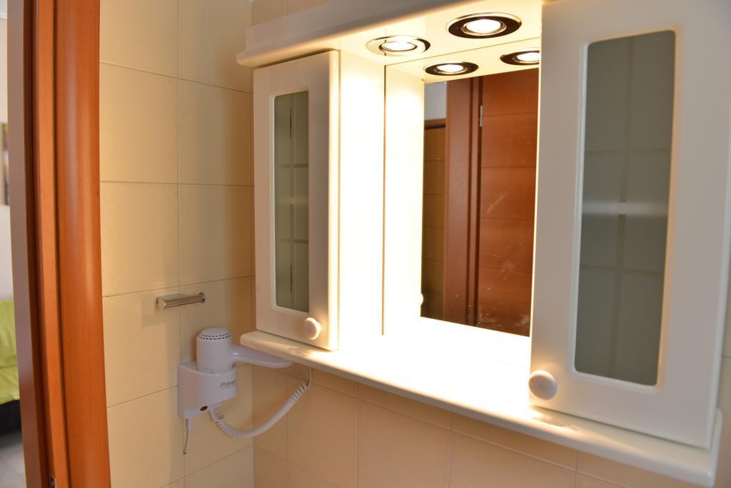 ホテルMideia Levádeia 部屋 写真